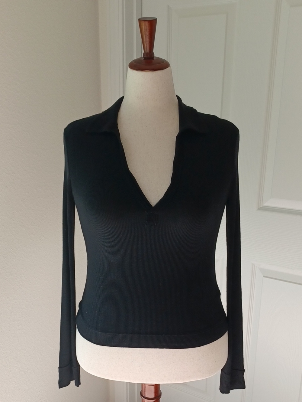 Diesel Black Ribbed Long-Sleeve V-Neck Polo Top Large